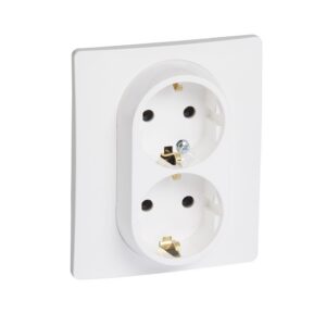 Priză dublă Legrand Niloe 2x2P+E 16A 250V alb