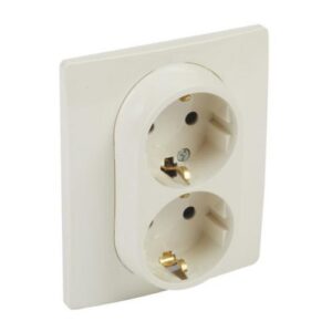 Priză dublă Legrand Niloe 2x2P+E 16A 250V crem